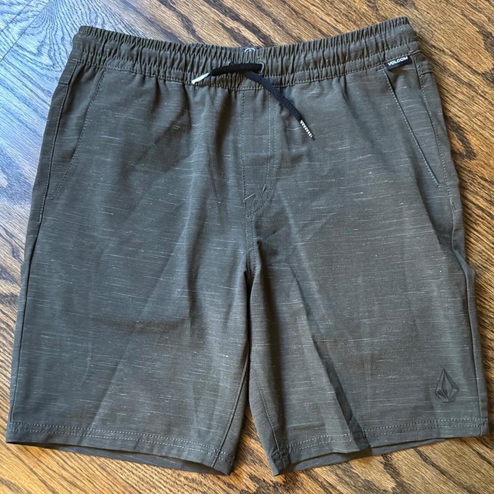 Volcom Youth Dark Gray Shorts Large/12Y